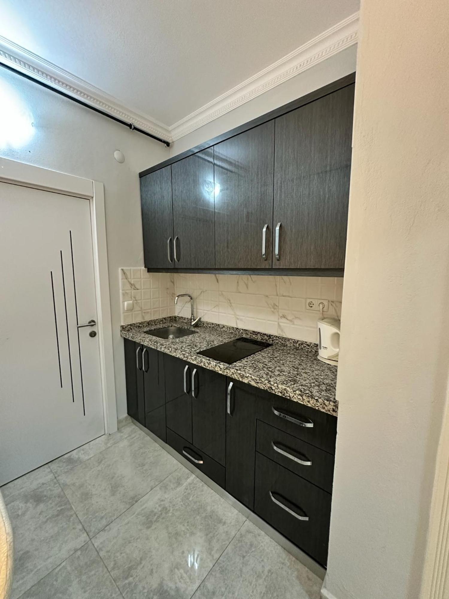 Bulut Apartment アンタルヤ 部屋 写真